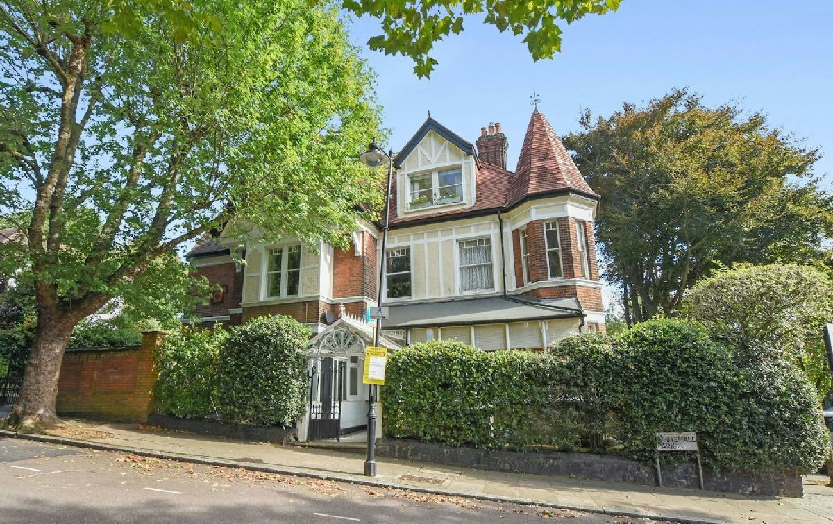 Whitehall Park  London N19 3TN, London - £425,000