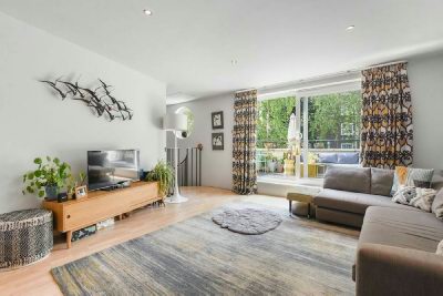 Hazellville Road, Whitehall Park N19 3NA, London - £995,000